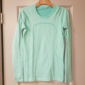 Lulu Lemon long sleeve shirt